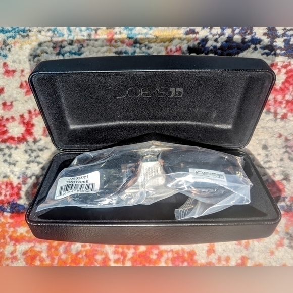 NWT Joe's Jeans Tortoise Aviator Sunglasses With Box - Picture 5 of 6